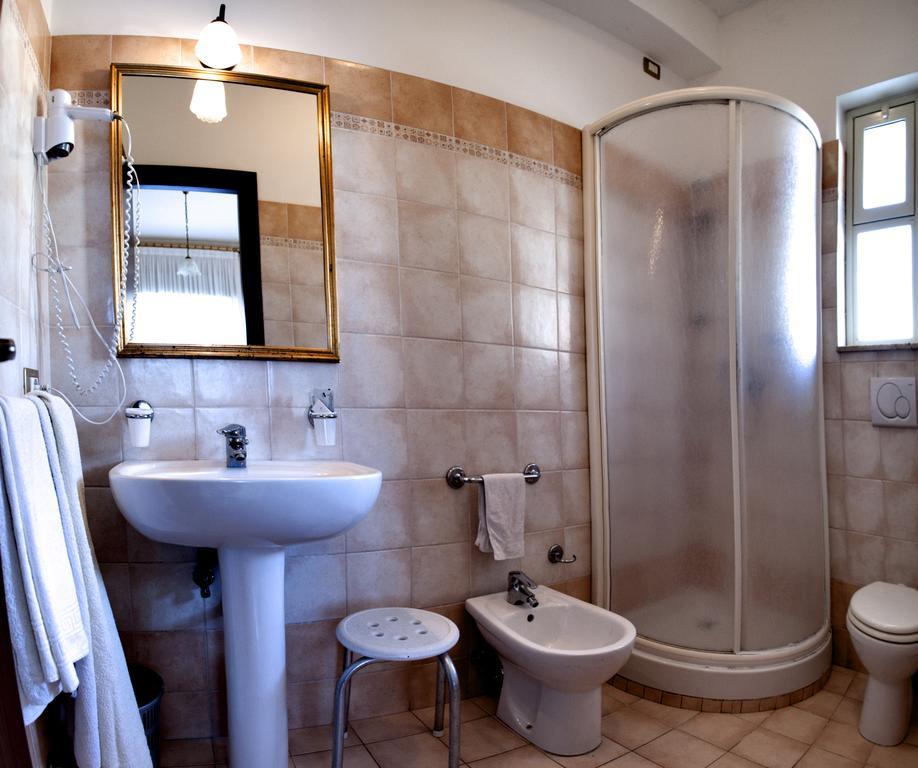 Villa Santantonio Giardini Naxos Eksteriør billede